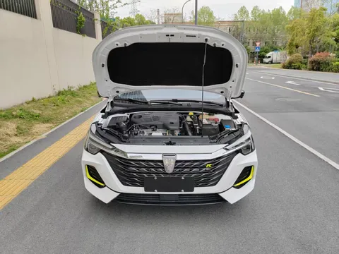Roewe i6