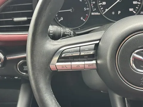 Mazda MAZDA3 Fastback