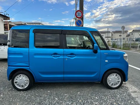 Suzuki Spacia
