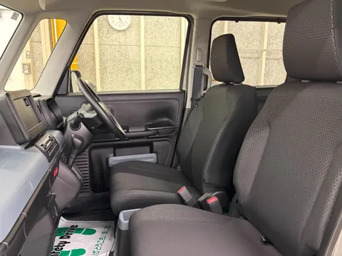 Suzuki Spacia Base
