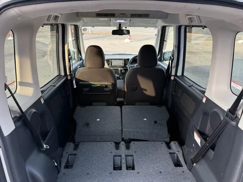 Mitsubishi eK Space Custom