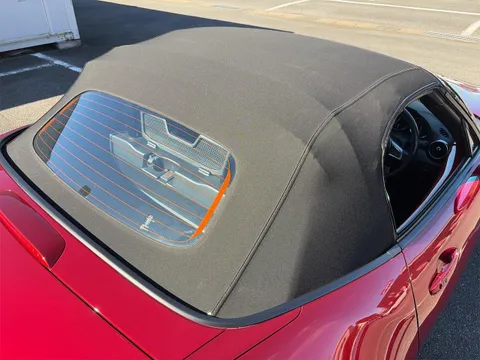 Mazda MX-5 (Roadster)