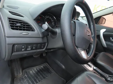 Renault SM3
