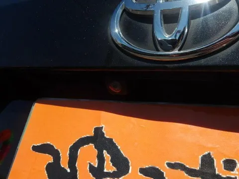 Toyota Pixis Mega