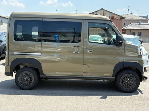 Daihatsu Atrai