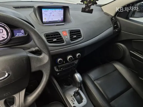 Renault SM3
