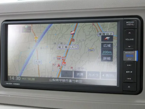 Daihatsu Mira Tocot