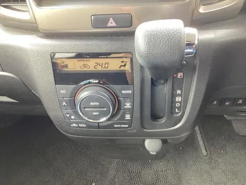 Suzuki Spacia Custom Z