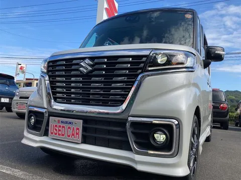 Suzuki Spacia Custom