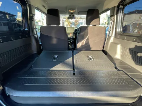 Suzuki Jimny Sierra