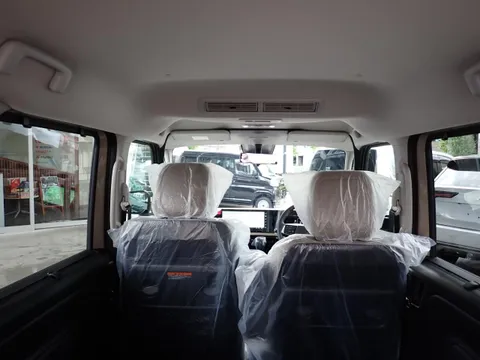 Mitsubishi Delica Mini