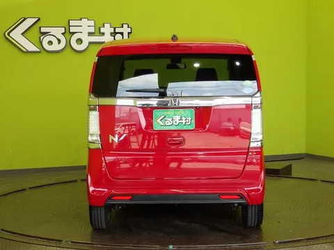 Honda N-BOX Slash