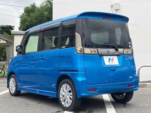 Suzuki Spacia Custom Z
