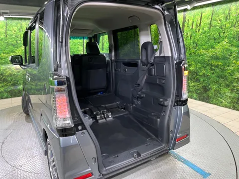 Honda N-BOX+ Custom