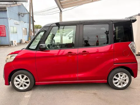 Mitsubishi eK Space Custom