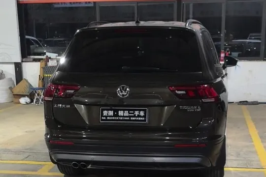 Volkswagen Tiguan L