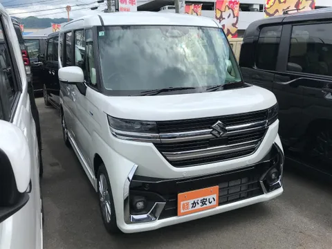Suzuki Spacia Custom