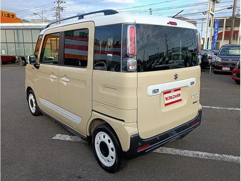 Suzuki Spacia Gear