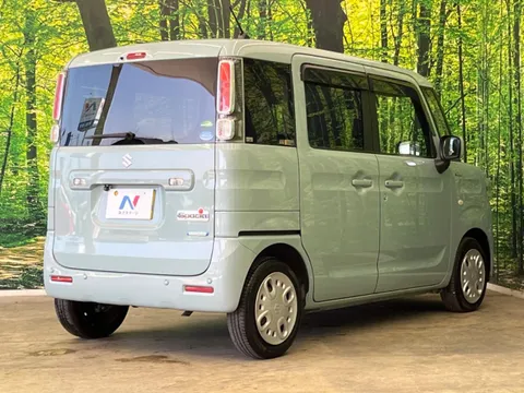 Suzuki Spacia