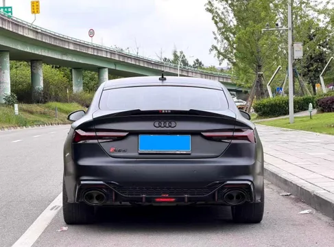 Audi S5