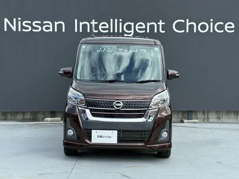 Nissan Dayz Roox
