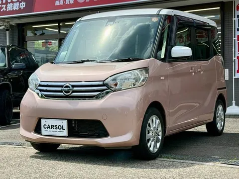 Nissan Dayz Roox