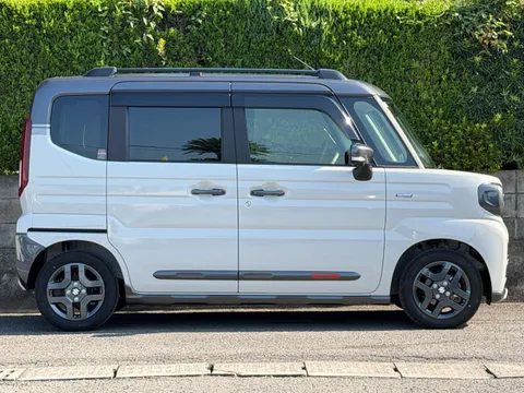 Suzuki Spacia Gear