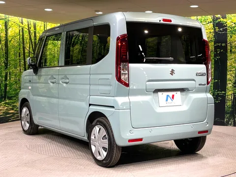 Suzuki Spacia