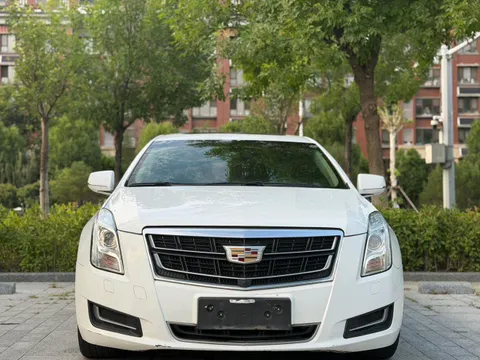 Cadillac XTS