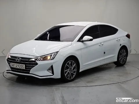 Hyundai Elantra (Avante)