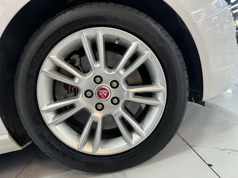 Jaguar XEL