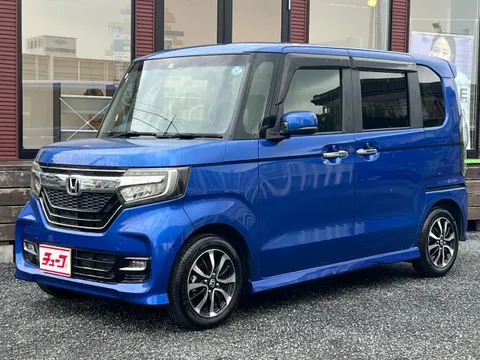 Honda N-BOX Custom