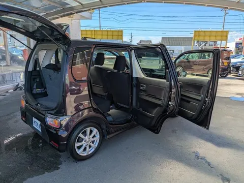 Suzuki Wagon R Stingray