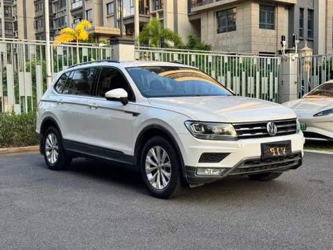 Volkswagen Tiguan L