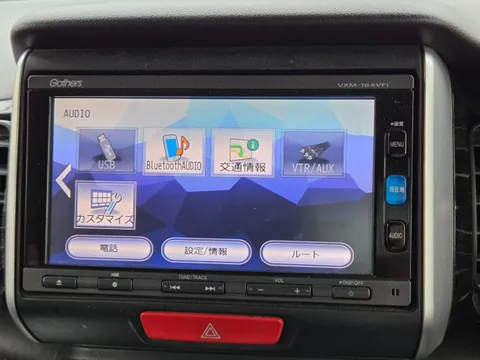 Honda N-BOX Custom