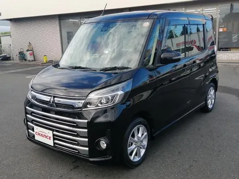 Mitsubishi eK Space Custom