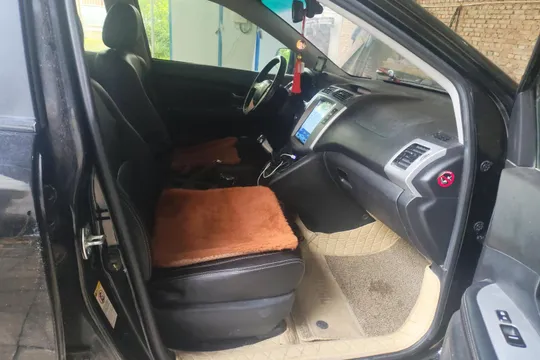 BYD S6