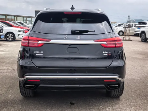 Hongqi HS5