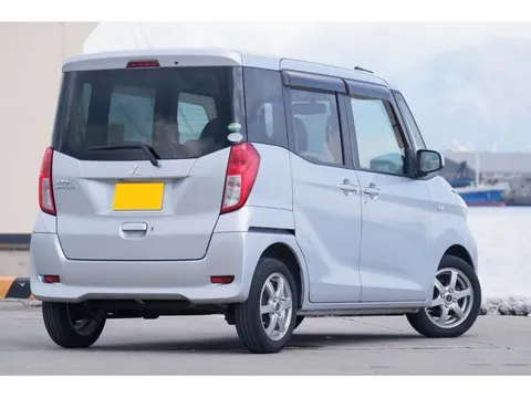 Mitsubishi eK Space