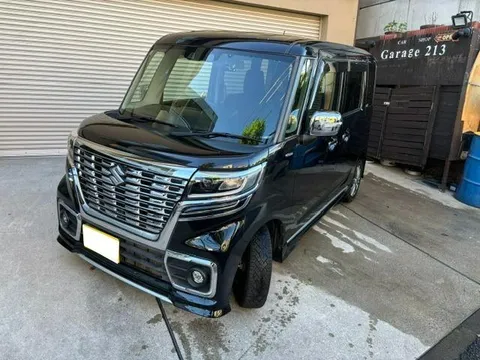Suzuki Spacia Custom