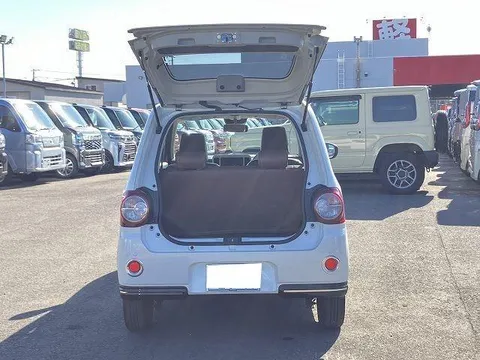 Daihatsu Mira Tocot