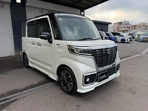 Suzuki Spacia Custom