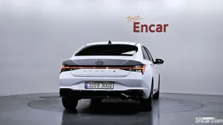 Hyundai Elantra (Avante)