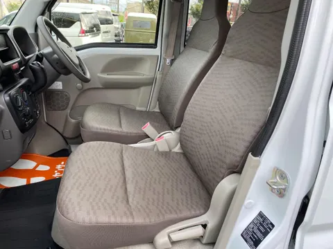 Nissan Clipper