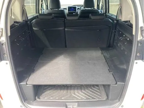 Honda Freed Plus