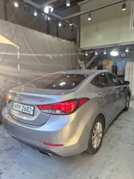 Hyundai Elantra (Avante)