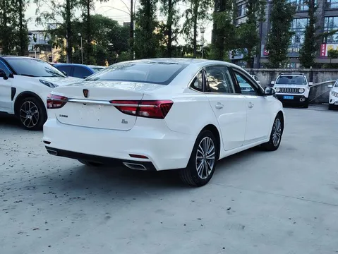 Roewe i6 Classic