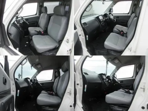 Toyota TownAce Van
