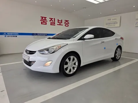 Hyundai Elantra (Avante)