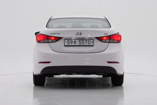 Hyundai Elantra (Avante)